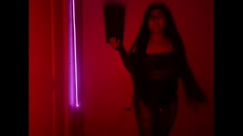 Snapshot of xxxenmascaradosxxx chatting on 05.19.26 Parejahot69 online show from 05.19.26