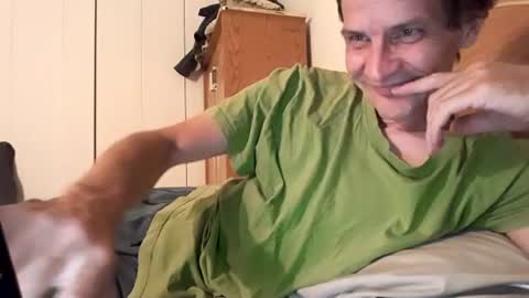 Snapshot of xxxfredmtlxxx chatting on 07.26.26 xxfredmtl18xx online show from 07.26.26