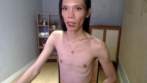 Snapshot of xxxfuckgirlyumsxxx chatting on 03.10.25 Your Princess Yums online show from 03.10.25