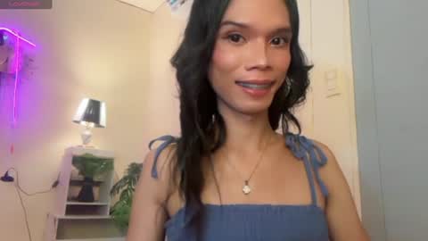 Snapshot of xxxfuckgirlyumsxxx chatting on 06.08.26 Your Princess Yums online show from 06.08.26