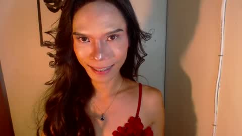 Snapshot of xxxfuckgirlyumsxxx chatting on 06.24.26 Your Princess Yums online show from 06.24.26