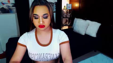 OLIVIA online show from 12.02.24