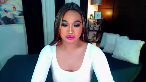 OLIVIA online show from 12.20.24