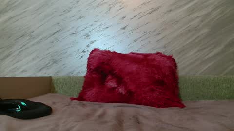Snapshot of xxxlola_ chatting on 03.01.25 Lola online show from 03.01.25