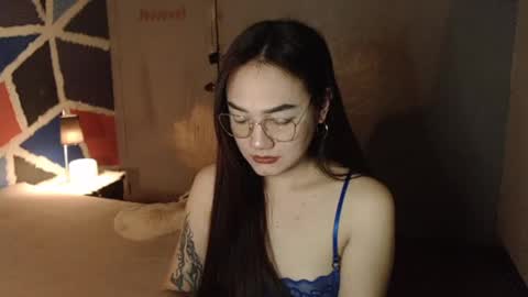 Snapshot of xxxsexydollxxx chatting on 02.08.25 Melissa online show from 02.08.25
