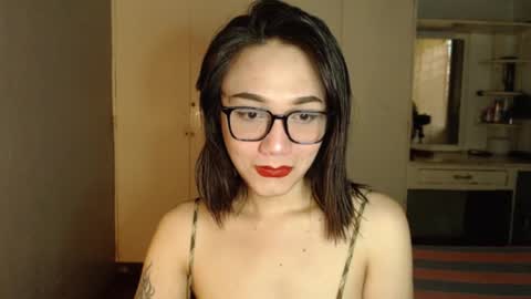 Snapshot of xxxsexydollxxx chatting on 10.01.25 Melissa online show from 10.01.25