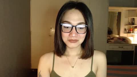 Snapshot of xxxsexydollxxx chatting on 10.10.25 Melissa online show from 10.10.25