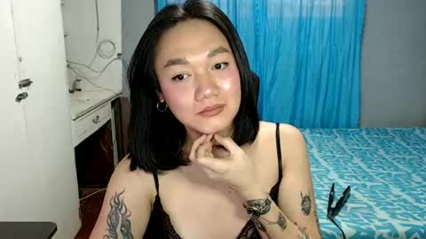 Snapshot of xxxsexydollxxx chatting on 06.18.26 Melissa online show from 06.18.26
