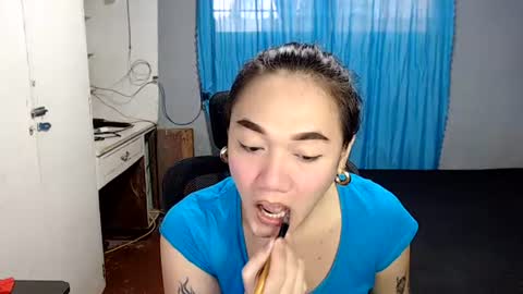 Snapshot of xxxsexydollxxx chatting on 07.20.26 Melissa online show from 07.20.26