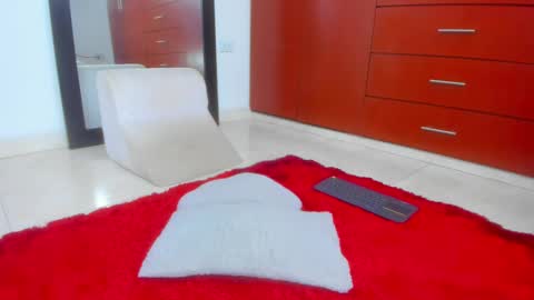 Snapshot of xxxtatianabustyxxx chatting on 02.14.25 xxxtatianabustyxxx online show from 02.14.25