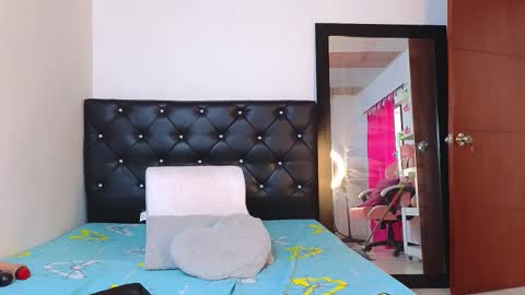 Snapshot of xxxtatianabustyxxx chatting on 09.20.25 xxxtatianabustyxxx online show from 09.20.25