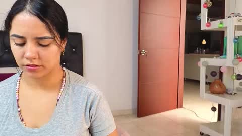 Snapshot of xxxtatianabustyxxx chatting on 12.17.25 xxxtatianabustyxxx online show from 12.17.25