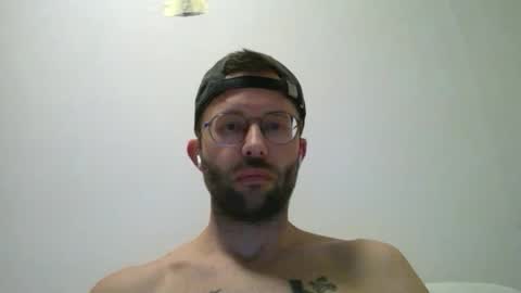 Snapshot of xxxxmarlosxxxxx chatting on 03.18.26 xxxxmarlosxxxxx online show from 03.18.26