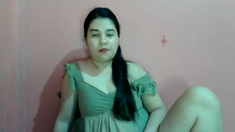 Snapshot of xxyummiee_69xx chatting on 05.26.26 jane online show from 05.26.26