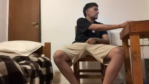 Snapshot of y0ungwithbrowndick chatting on 04.09.26 BROWN DICK online show from 04.09.26