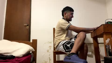 Snapshot of y0ungwithbrowndick chatting on 06.27.26 BROWN DICK online show from 06.27.26