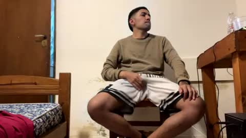 Snapshot of y0ungwithbrowndick chatting on 07.12.26 BROWN DICK online show from 07.12.26