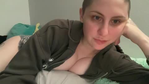 Snapshot of y0uvebeenjinxed chatting on 10.03.25 Jinx online show from 10.03.25