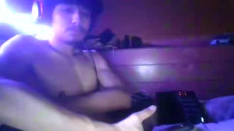 Snapshot of y640 chatting on 11.13.25 y640 online show from 11.13.25