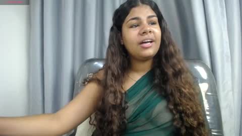 yazhini online show from 06.02.26
