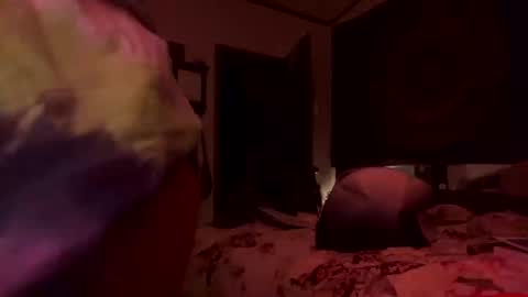 yagirlpeachezzz online show from 11.23.25