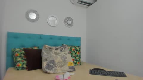 yaiza_sexylovee online show from 03.15.26