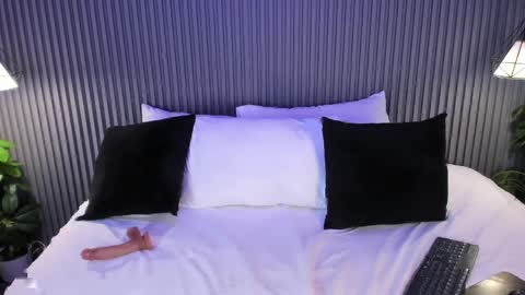 Yalezka online show from 04.08.26