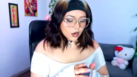 Snapshot of yami_ryuu chatting on 07.19.26 yami_ryuu online show from 07.19.26