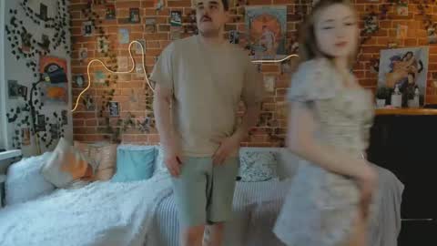 Snapshot of yami_yami_yami chatting on 02.15.25 Mia and Andry online show from 02.15.25