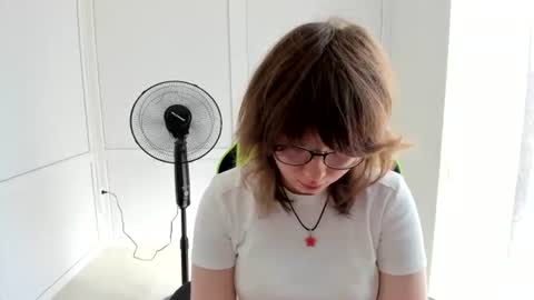 Snapshot of yamihoshii chatting on 06.21.26 Sofia online show from 06.21.26