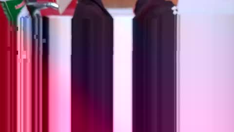 Snapshot of yamines chatting on 10.05.25 yamines online show from 10.05.25