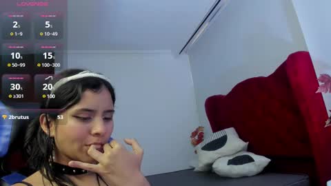 Snapshot of yan_nyan chatting on 02.15.25 yan_nyan online show from 02.15.25