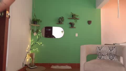 Snapshot of yandracelisoficial chatting on 06.27.26 YANDRA CELIS online show from 06.27.26