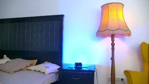 yanira_ass_ online show from 06.15.26