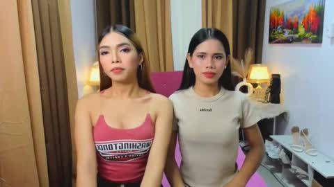Snapshot of yanna_faulkerson chatting on 09.22.25 Yanna online show from 09.22.25