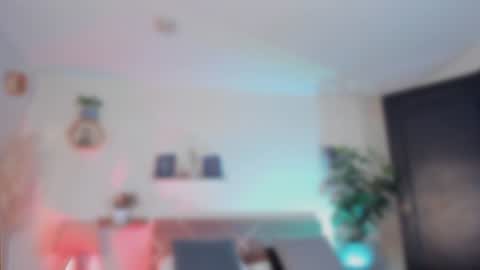 Snapshot of yarirose chatting on 06.15.26 Yary online show from 06.15.26