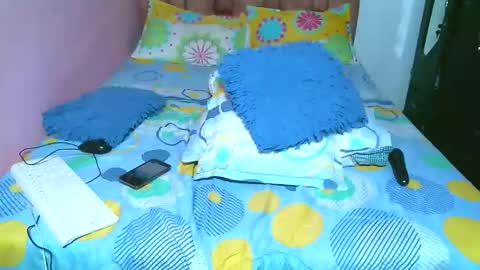 Snapshot of yarithza_ts2003 chatting on 12.14.25 YARITHZA online show from 12.14.25