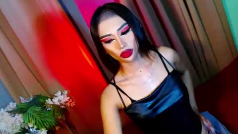 Snapshot of yasii19 chatting on 12.27.24 miss yasii online show from 12.27.24