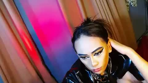 Snapshot of yasii19 chatting on 01.13.25 miss yasii online show from 01.13.25