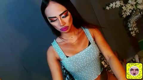 Snapshot of yasii19 chatting on 01.22.25 miss yasii online show from 01.22.25