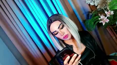 Snapshot of yasii19 chatting on 02.08.25 miss yasii online show from 02.08.25