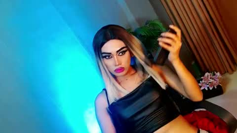 Snapshot of yasii19 chatting on 02.16.25 miss yasii online show from 02.16.25