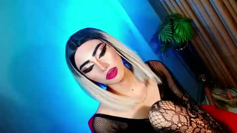 Snapshot of yasii19 chatting on 02.22.25 miss yasii online show from 02.22.25