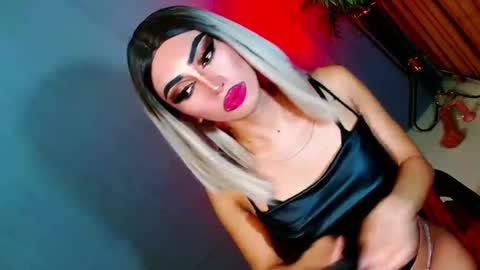 Snapshot of yasii19 chatting on 03.04.25 miss yasii online show from 03.04.25