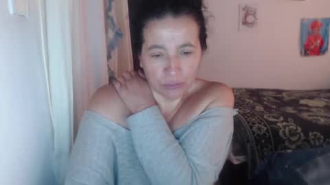 Snapshot of yasmin_love85 chatting on 02.12.25 yasmin_love85 online show from 02.12.25