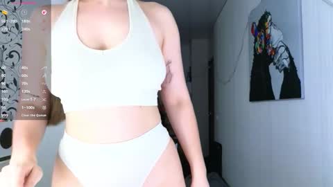 Yasyaa  online show from 10.17.25