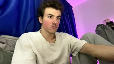 Snapshot of yayay333 chatting on 02.18.26 yayay333 online show from 02.18.26