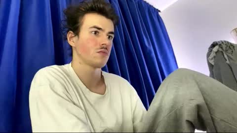 Snapshot of yayay333 chatting on 02.25.26 yayay333 online show from 02.25.26