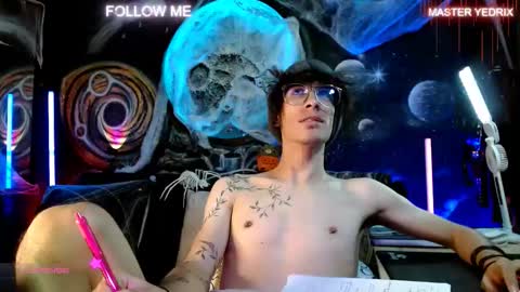 Snapshot of yedrix20 chatting on 10.14.25 MASTER YEDRIX online show from 10.14.25