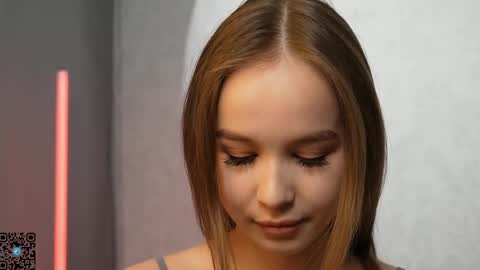 Snapshot of yeepshyy chatting on 02.15.25 Kate online show from 02.15.25